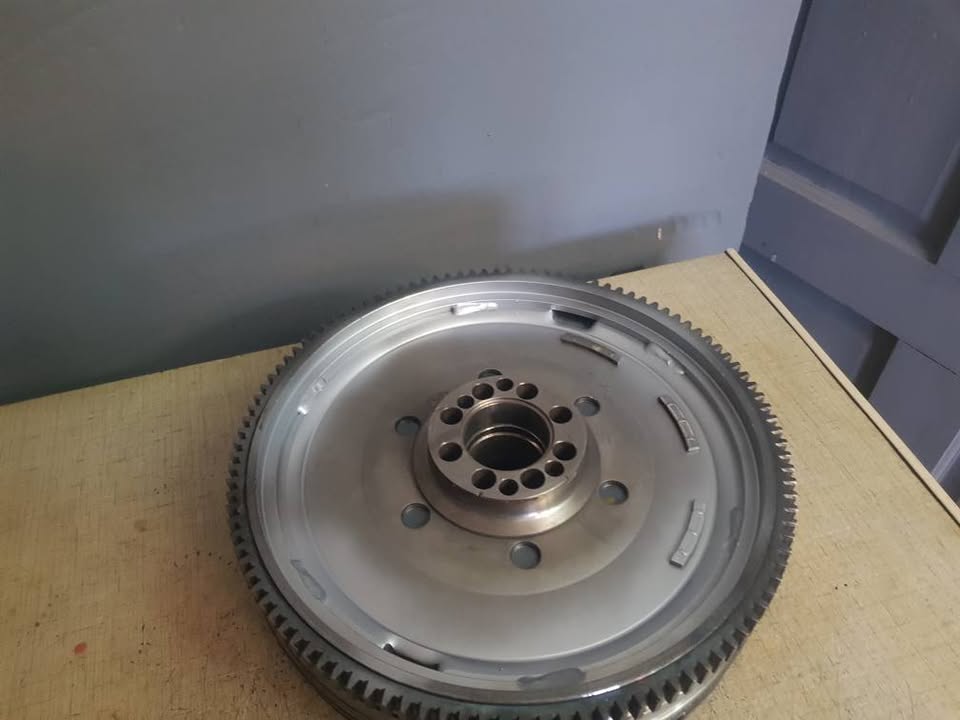 TOYOTA QUANTUM 1GD OR 2GD DUEL MASS FLYWHEEL FORSALE - Private Seller TOYOTA QUANTUM 1GD OR 2GD DUEL MASS FLYWHEEL FORSALE - Private Seller