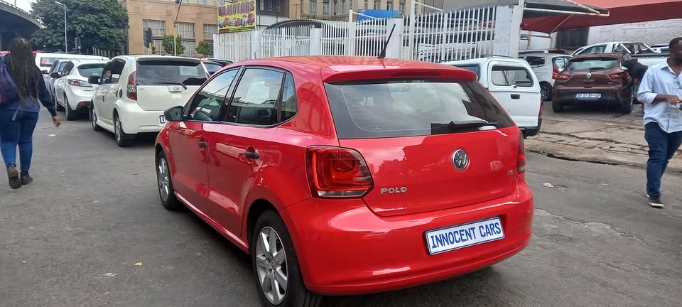 2012 VW POLO 6 1.4 TRENDLINE MANUAL TRANSMISSION.. RED COLOUR.. .. USED..