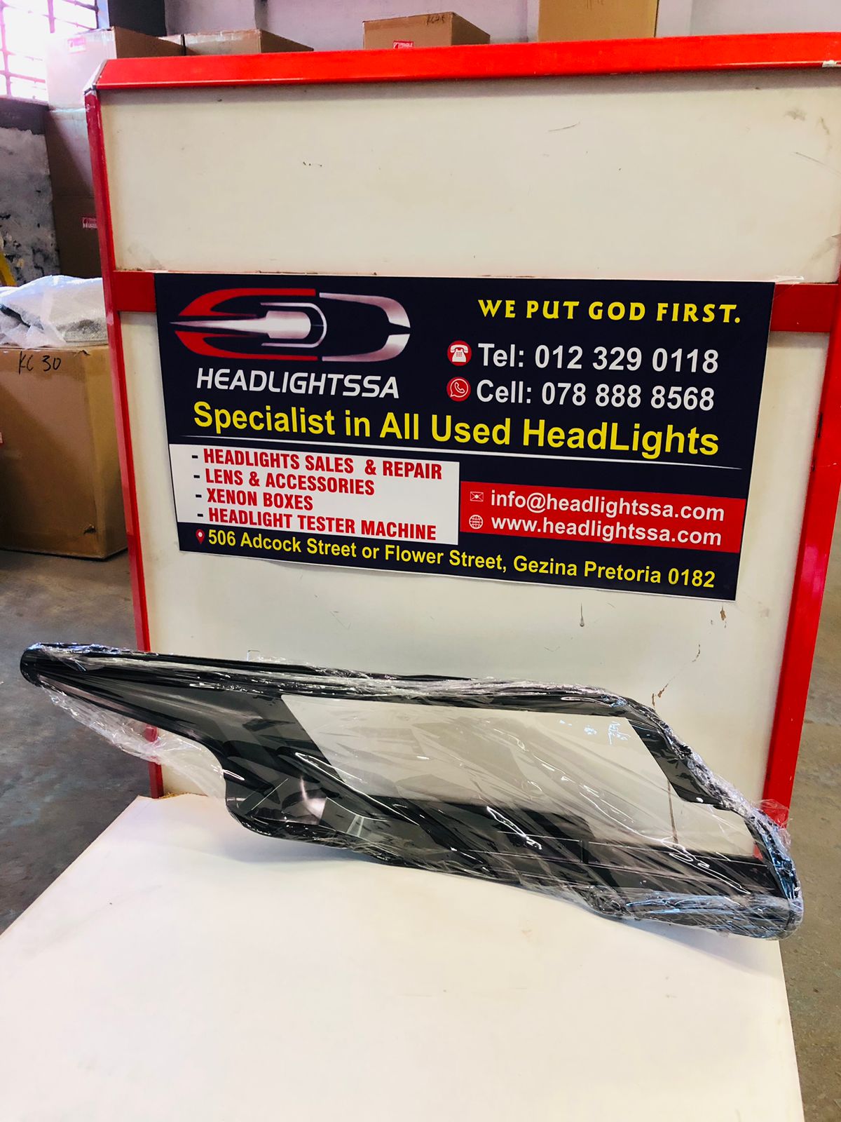 Range Rover Vogue left side headlight lens cover - Private Seller