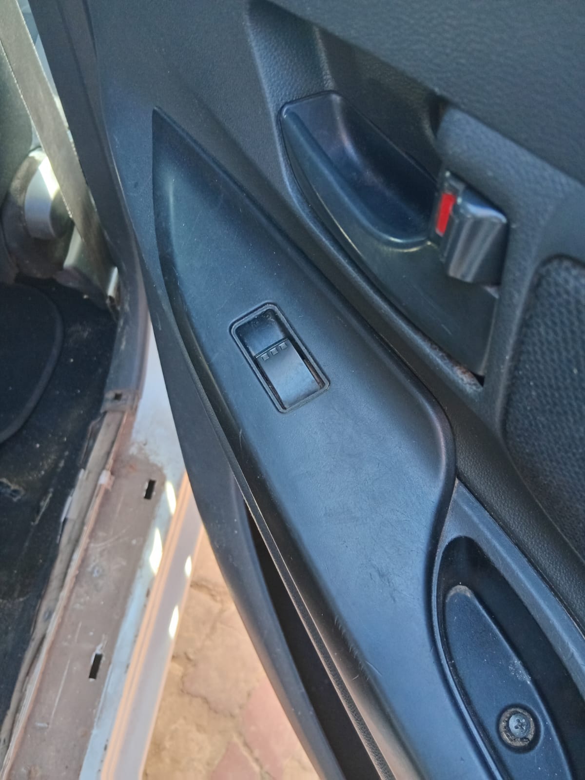 TOYOTA AVANZA WINDOW SWITCHES - Private Seller TOYOTA AVANZA WINDOW SWITCHES - Private Seller