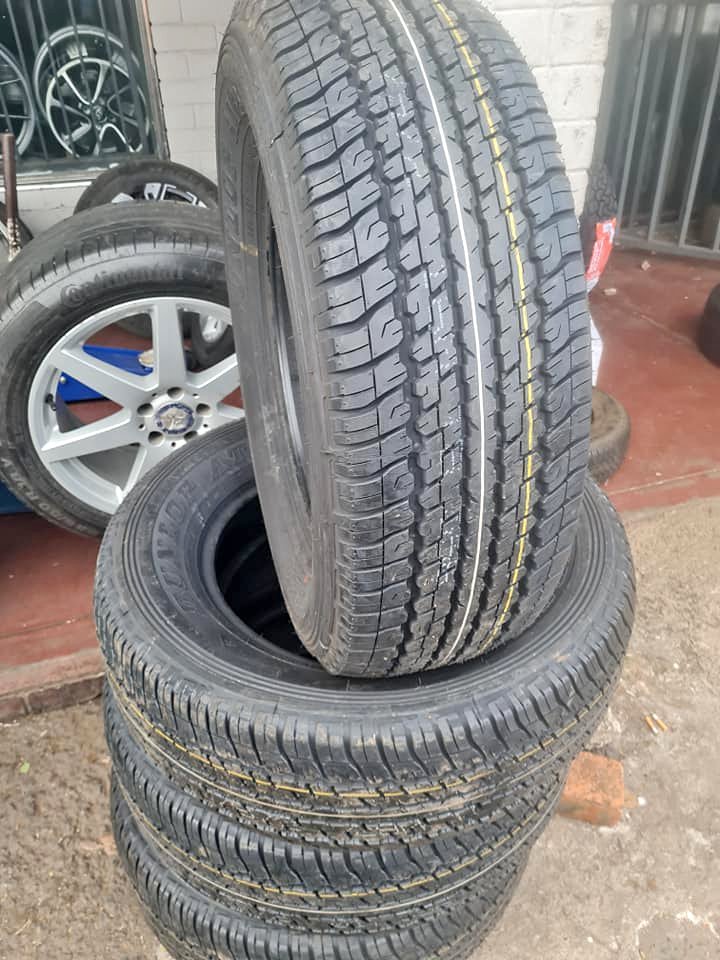 4×255/65 /17  Dunlop Grandtrek AT Brand new