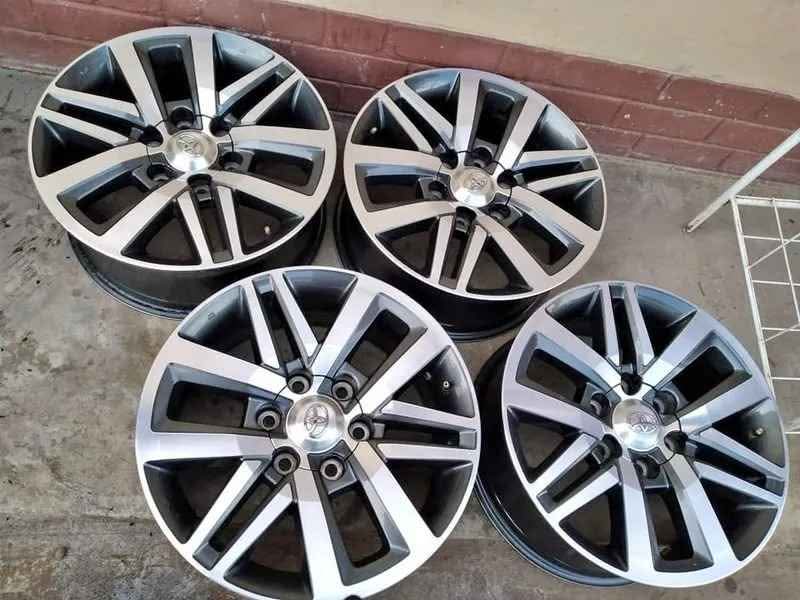 18 Inch Toyota Hilux (Dakar, D4D, Gd6), Fortuner rims 4 sale. Leave your whatsap