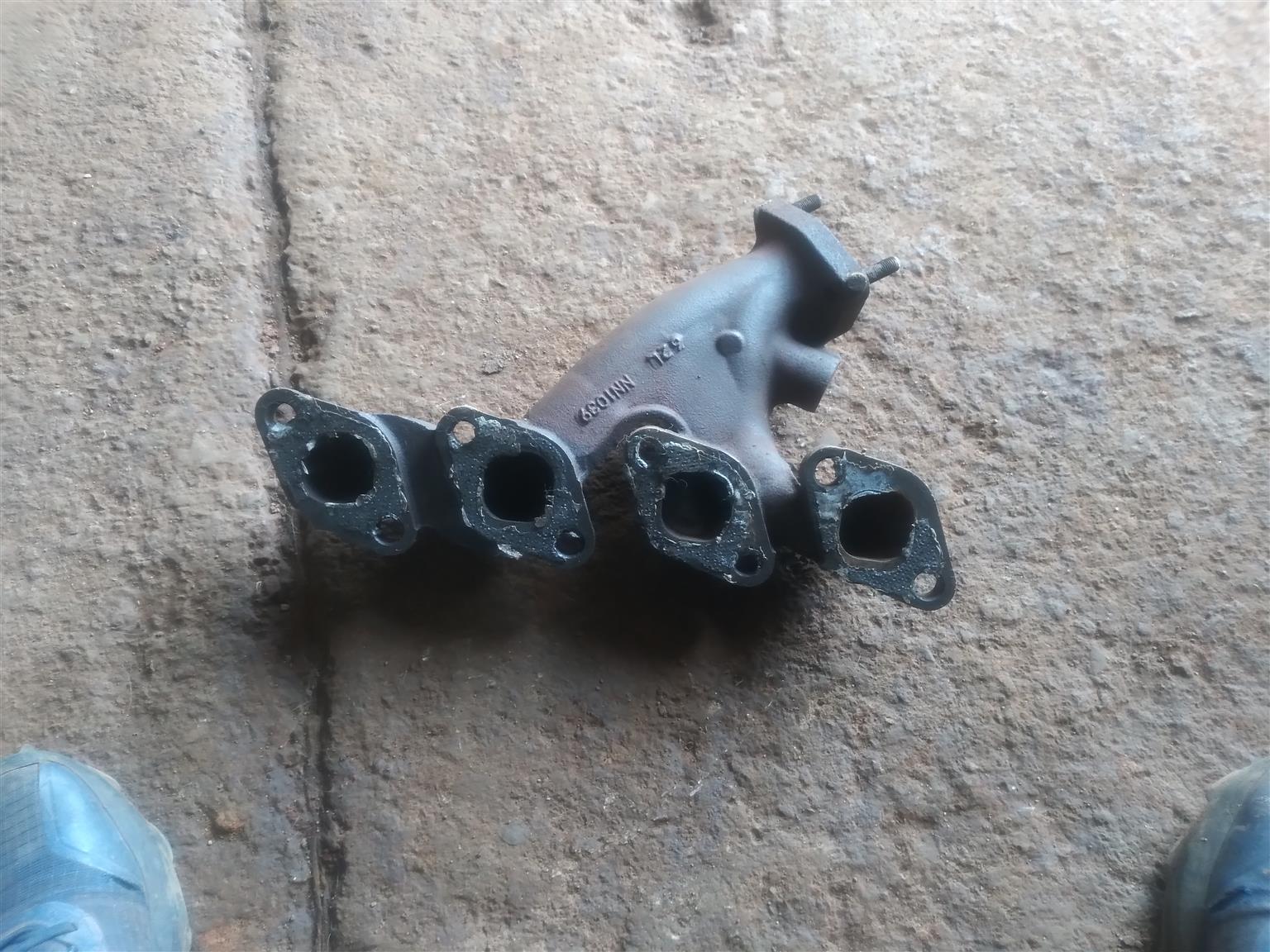 Selling KA24 exhaust manifold - Private Seller