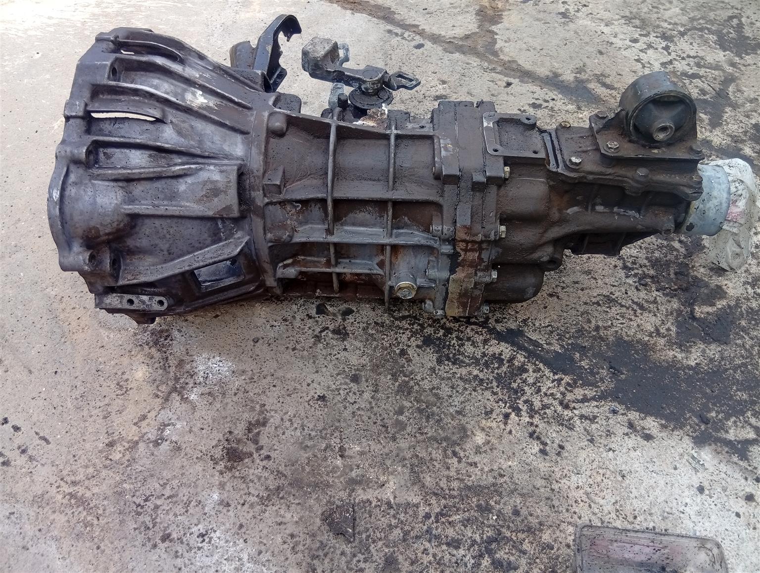 2012 Toyota quantum gearbox for sale - Private Seller