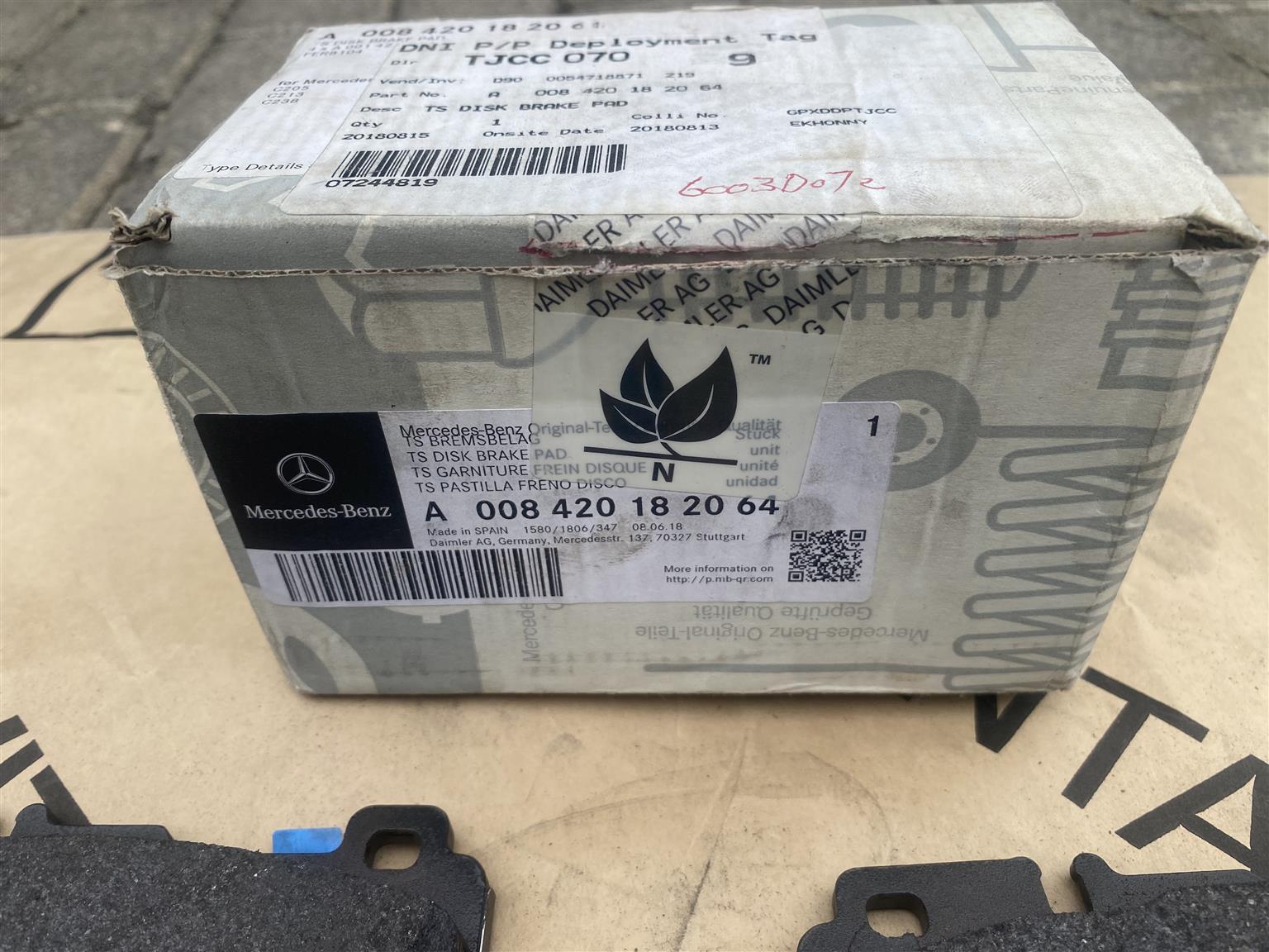 2018 MERCEDES BENZ C-CLASS W205 FRONT BRAKE PADS WITH SENSOR FOR SALE. BRAND NEW - Private Seller