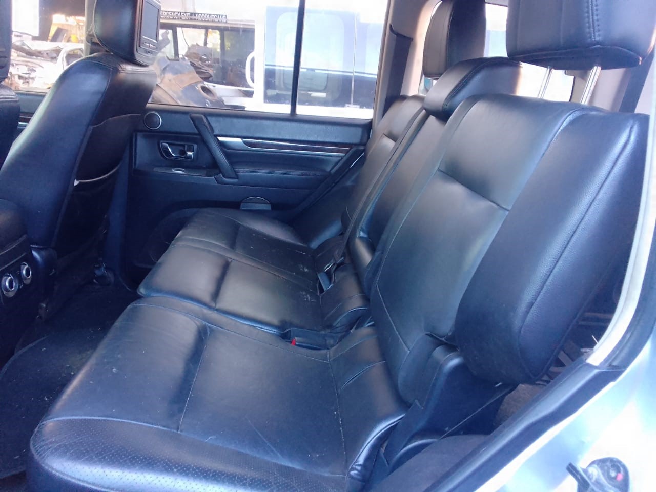 USED MITSUBISHI GEN 4 BACK SEATS FOR SALE - Private Seller USED MITSUBISHI GEN 4 BACK SEATS FOR SALE - Private Seller