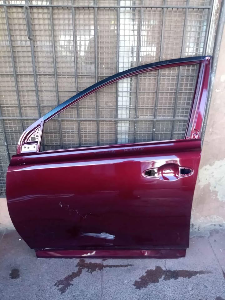 Toyota RAV4 door - Private Seller Toyota RAV4 door - Private Seller