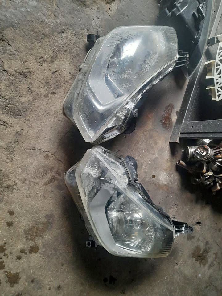 DATSUN GO HEADLIGHTS AVAILABLE - Private Seller DATSUN GO HEADLIGHTS AVAILABLE - Private Seller