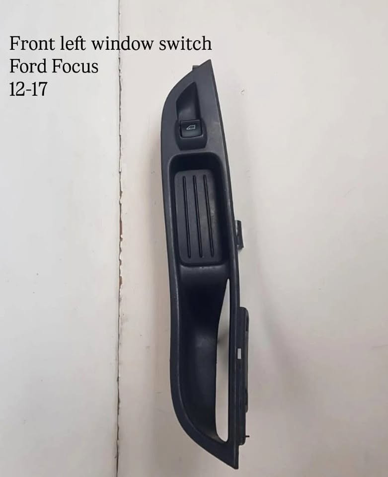 Ford Focus Front Left Window Switch 2012-2017 - Private Seller Ford Focus Front Left Window Switch 2012-2017 - Private Seller