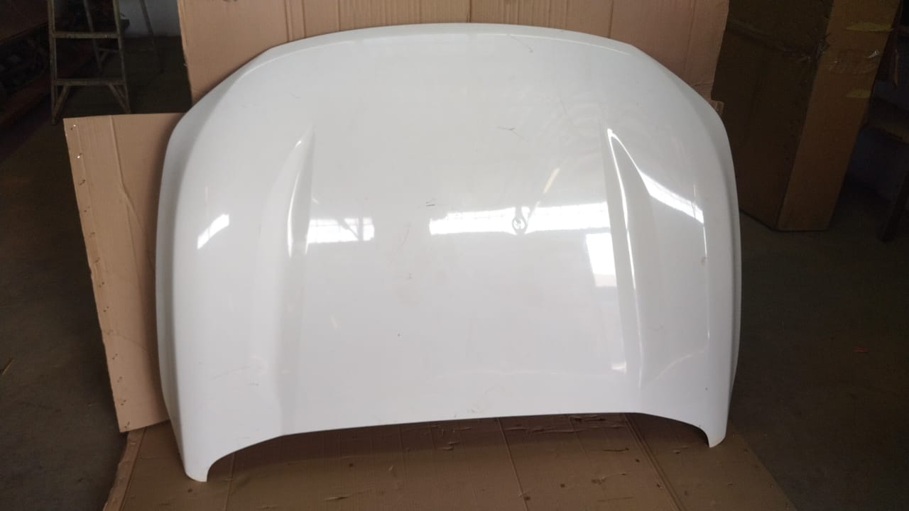 Nissan navara bonnet