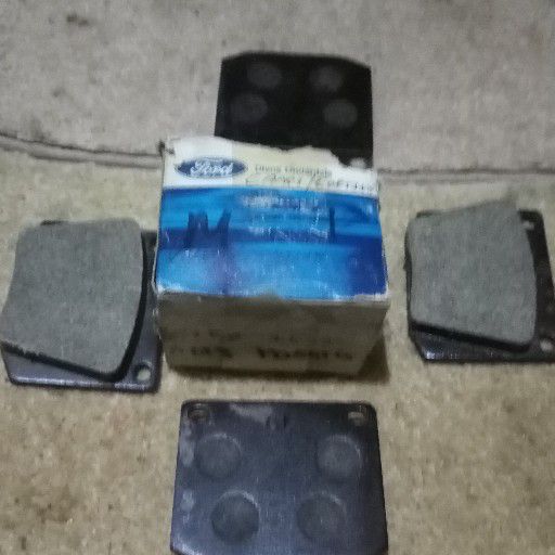 Cortina, set brake parts - Private Seller Cortina, set brake parts - Private Seller