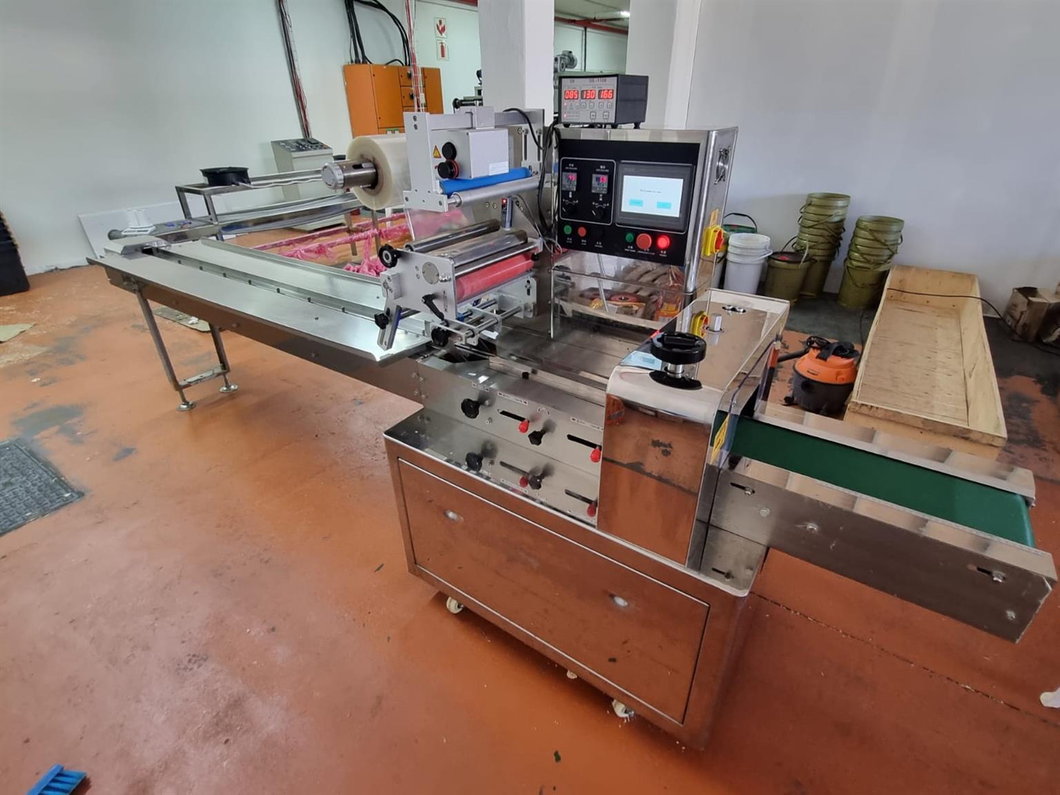 Pakaking Machine Packaging machine for sale | Junk Mail Marketplace