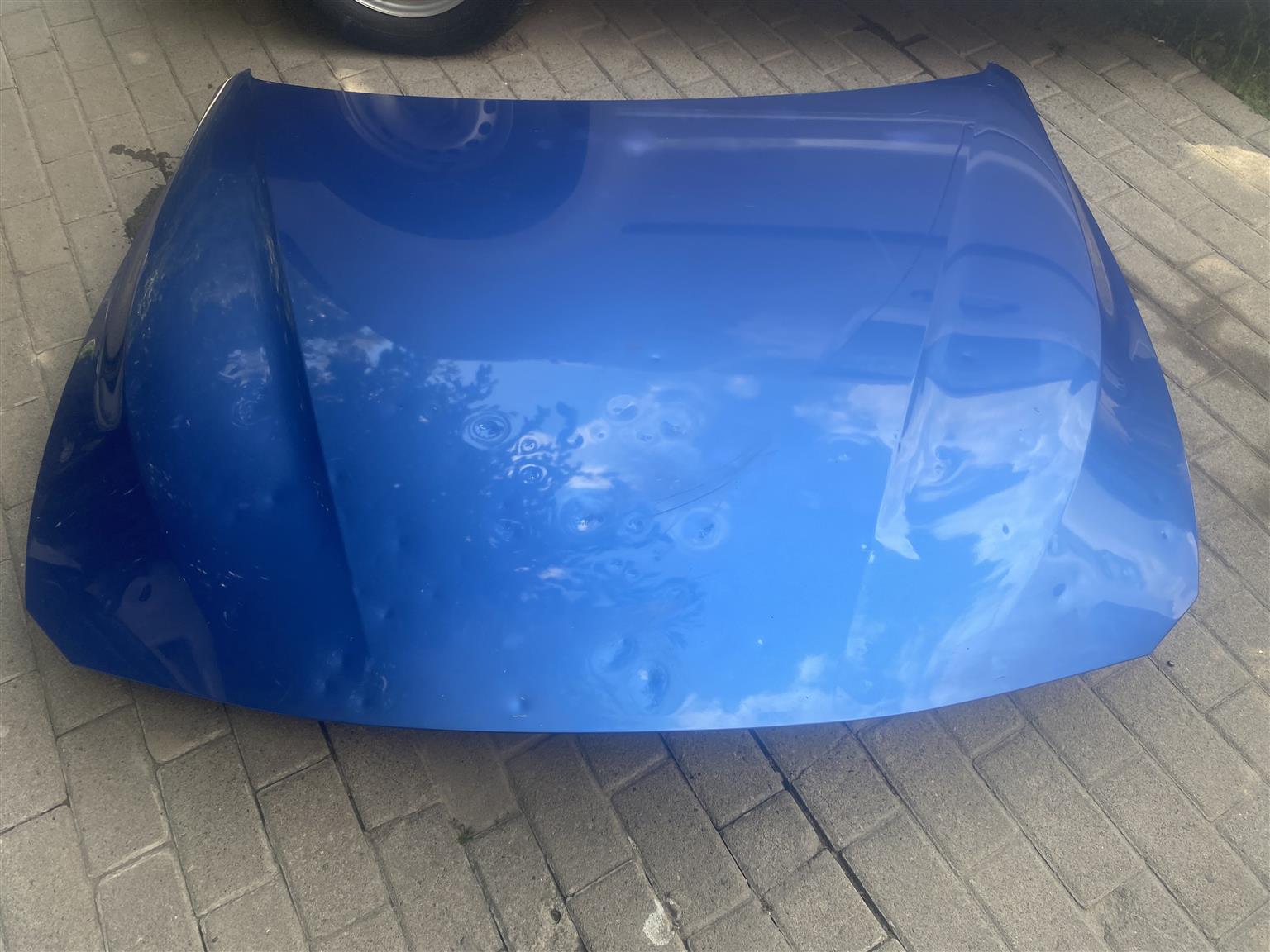 2017 BMW F30 BONNET FOR SALE. IN EXCELLENT CONDITION
