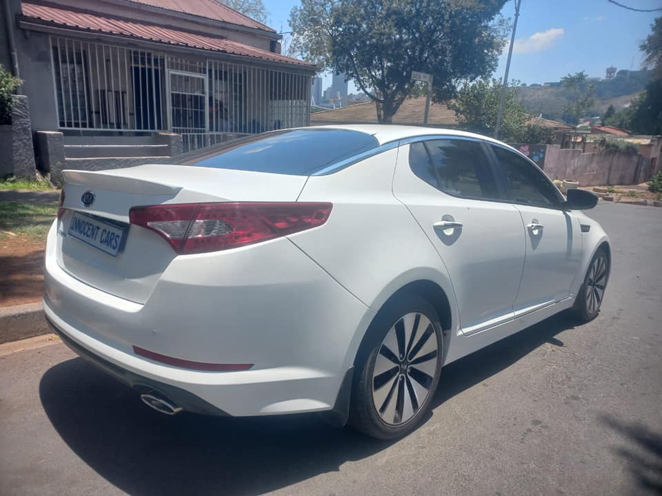 2013 KIA OPTIMA SEDAN 2.4 PETROL, AUTOMATIC, WHITE COLOR, MILEAGE 77000KMS