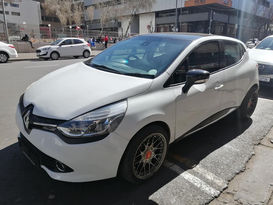 2013 Renault Clio 900T Turbo 96000km