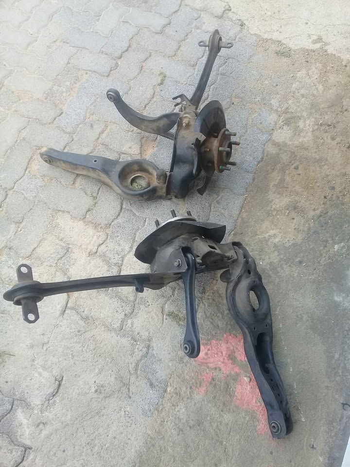 Mazda 3 Complete Rear Hub With Arms - Private Seller
