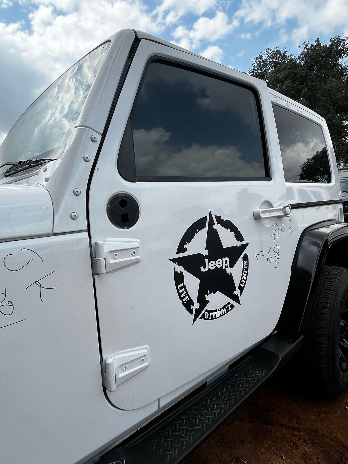 Jeep Wrangler Jk 3.8 2010 Front Doors - Private Seller Jeep Wrangler Jk 3.8 2010 Front Doors - Private Seller