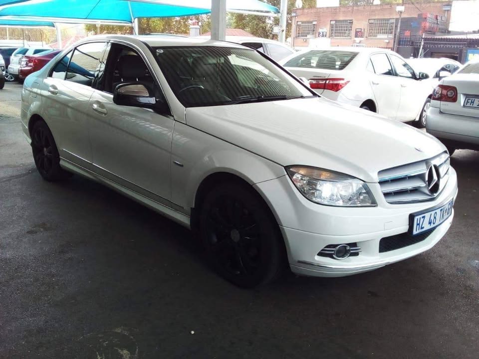 2008 Mercedes Benz C220 automatic diesel 2008