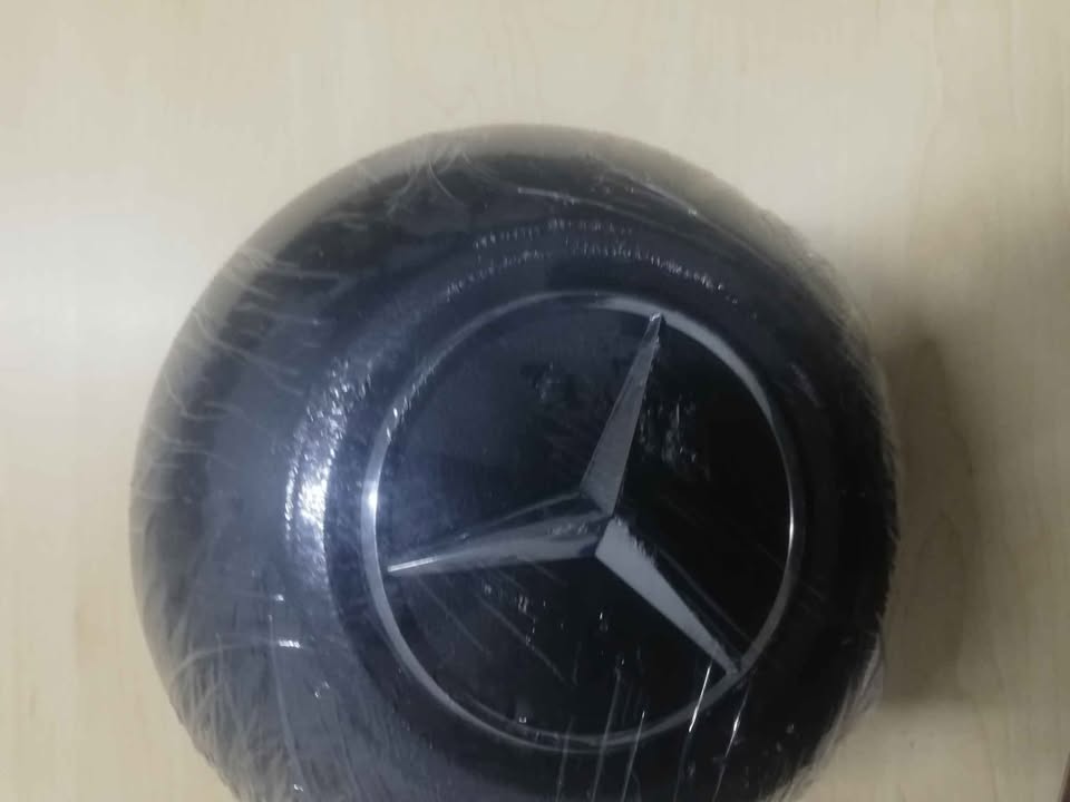 Brand New Mercedes Benz Steering airbags