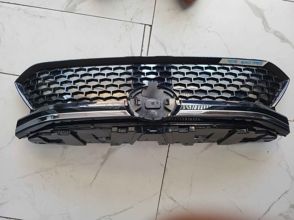 2024 Toyota Uban cruise front grill for sale - Private Seller 2024 Toyota Uban cruise front grill for sale - Private Seller