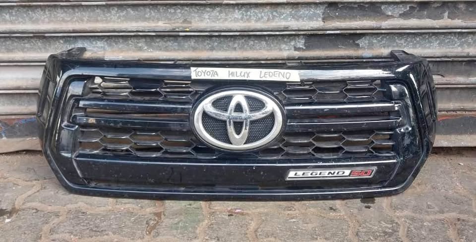 Toyota Hilux Legend 50 grill - Private Seller Toyota Hilux Legend 50 grill - Private Seller
