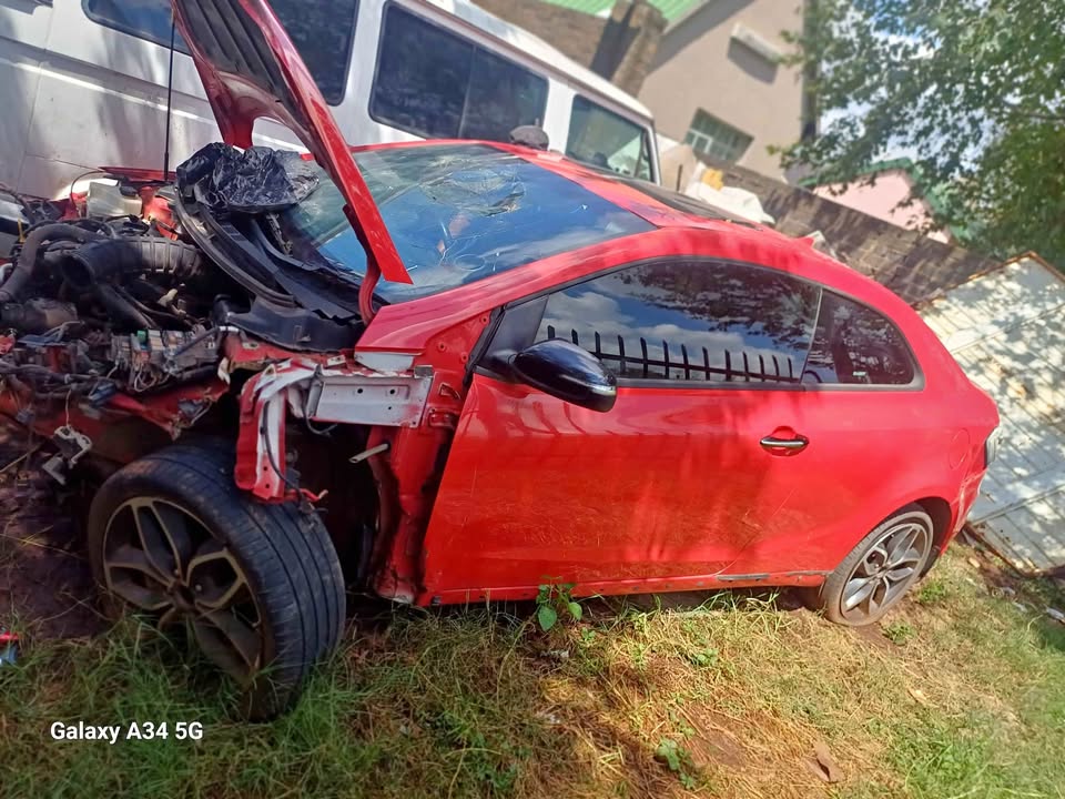 Kia cerato koupe 1.6t gdi stripping - Private Seller Kia cerato koupe 1.6t gdi stripping - Private Seller