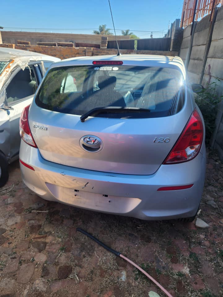 2012 #Hyundai #i20 #SILVER #Spares #Stripping #JohannesburgSouth