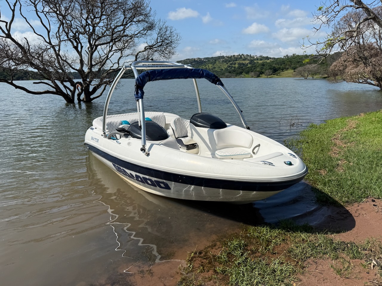 2002 Seadoo Challenger 2000 – Mercury 240hp Sport Jet Boat – Epic Fun 2002 Seadoo Challenger 2000 – Mercury 240hp Sport Jet Boat – Epic Fun