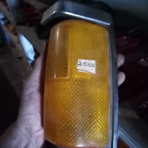 Nissan bakkie, front park light - Private Seller Nissan bakkie, front park light - Private Seller