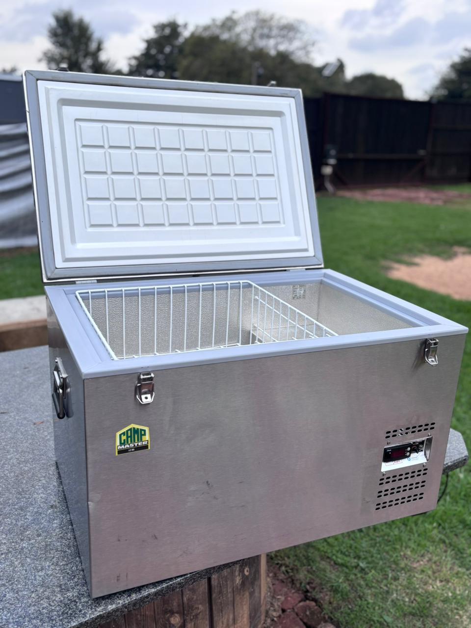 90L Campmaster camping fridge freezer | Junk Mail Marketplace