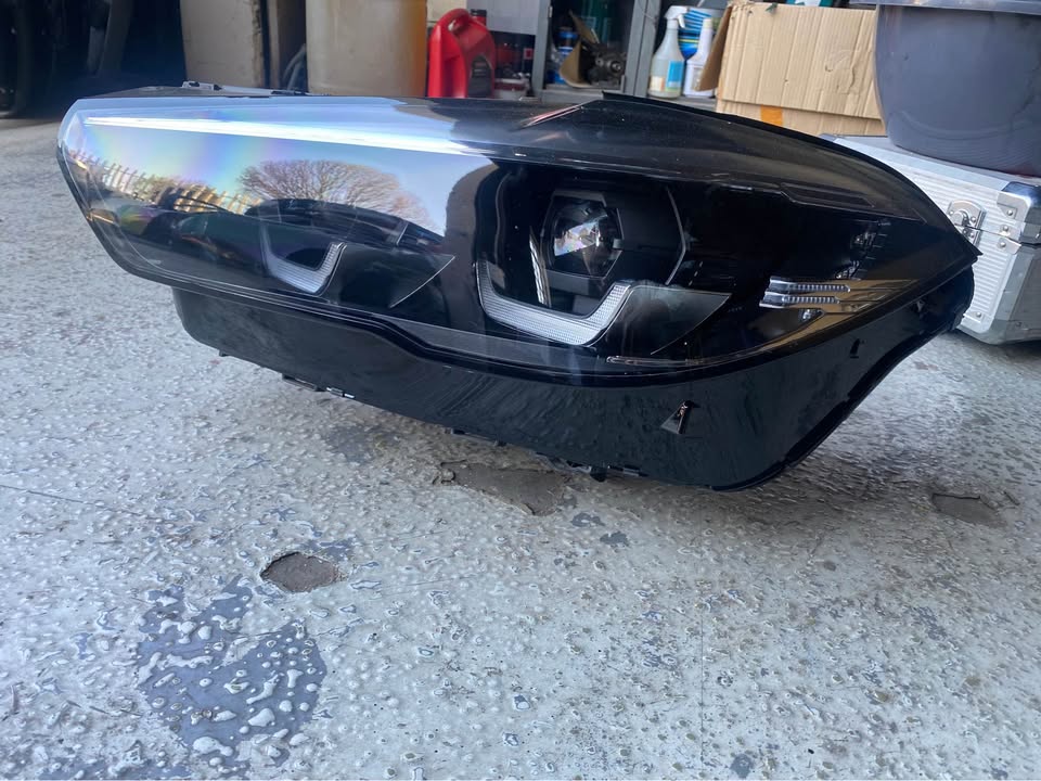 BMW G05 headlights