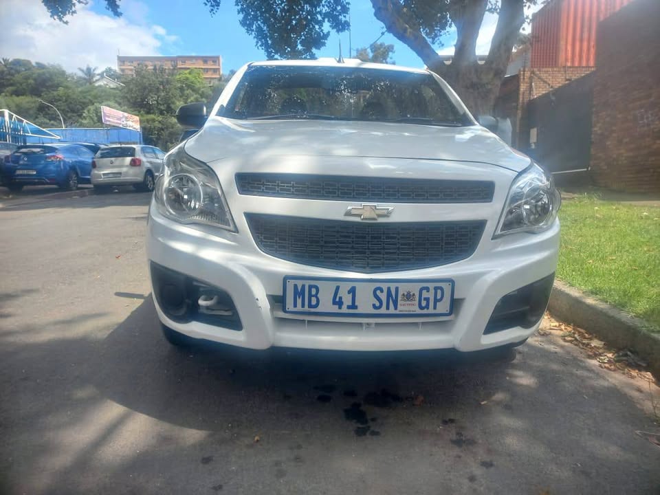 2015 Chevrolet Utility Bakkie 1.4 Petrol, Manual, White Color, Mileage.