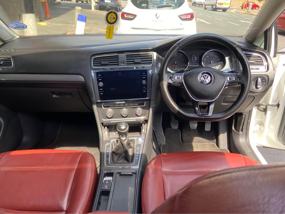 2019 VW Golf 7 TSI 53000km