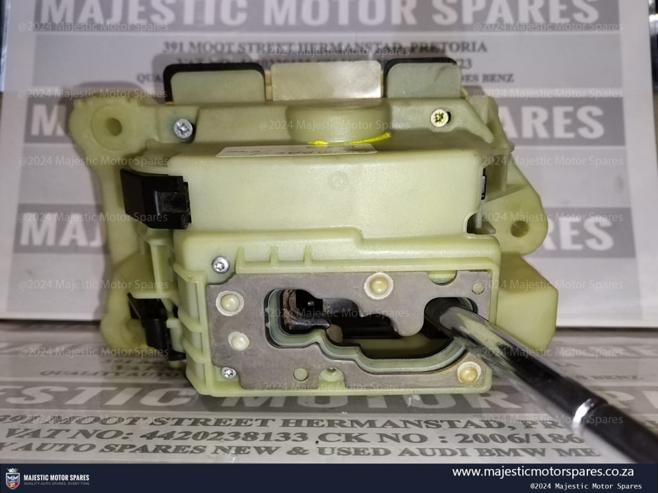 Mercedes Benz W203 c class automatic gear selector for sale