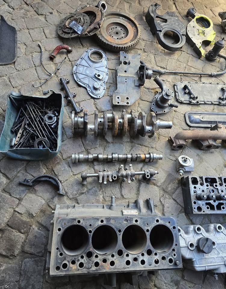 TATA XENON 3.0 DICOR ENGINE PARTS @ BARGAIN PRICES NOT TO MISS!!! - Private Seller