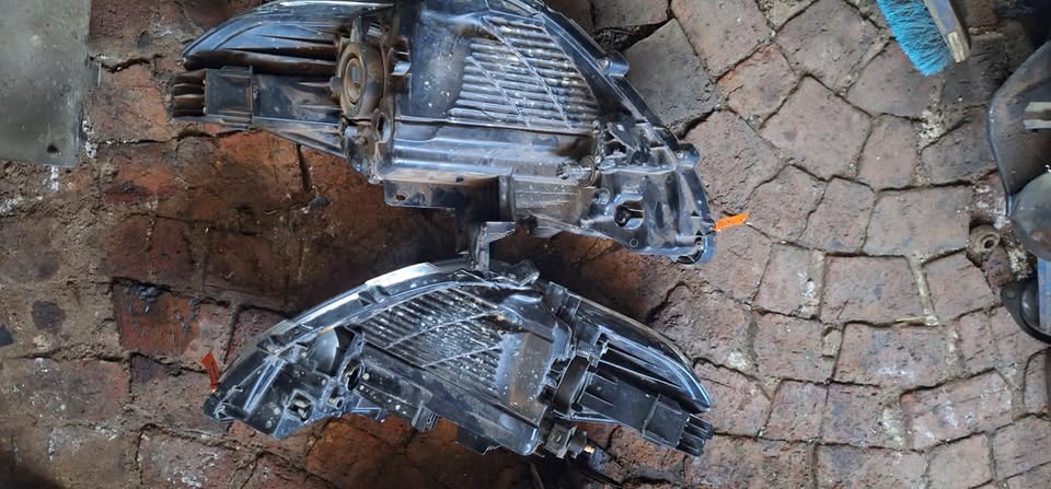 2021 Nissan Almera Headlights For Sale Now - Private Seller 2021 Nissan Almera Headlights For Sale Now - Private Seller