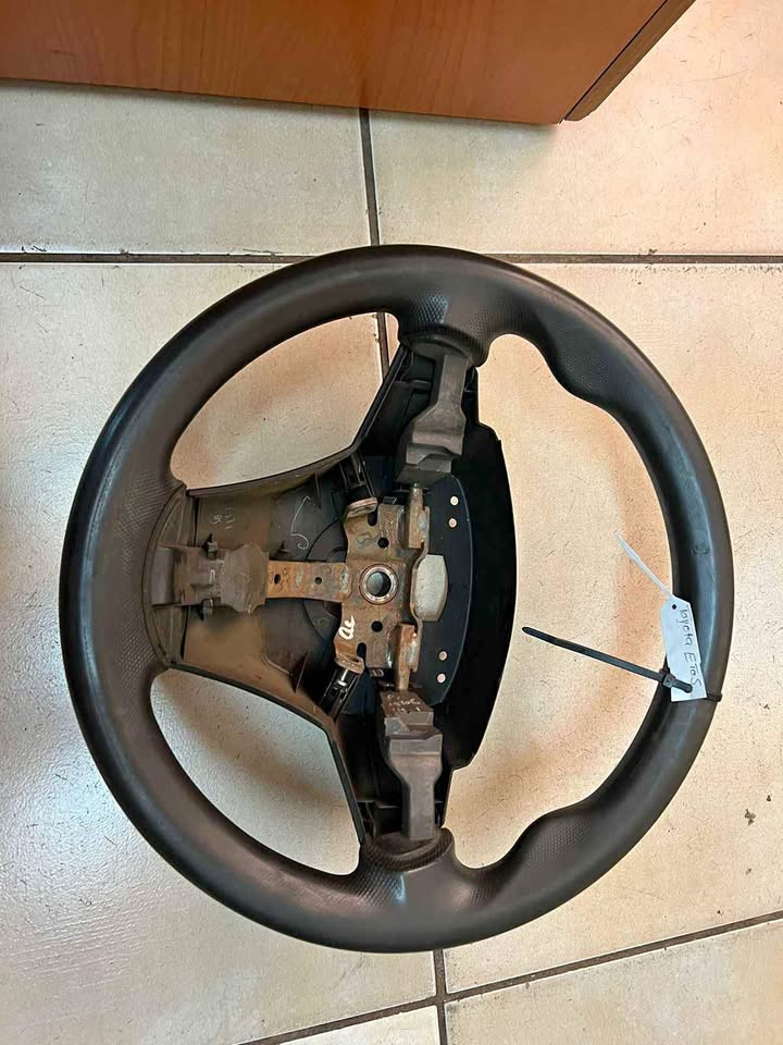 Toyota Etios steering wheel available Call or whatsapp Jimmy @Circle 7 used parts - Private Seller Toyota Etios steering wheel available Call or whatsapp Jimmy @Circle 7 used parts - Private Seller