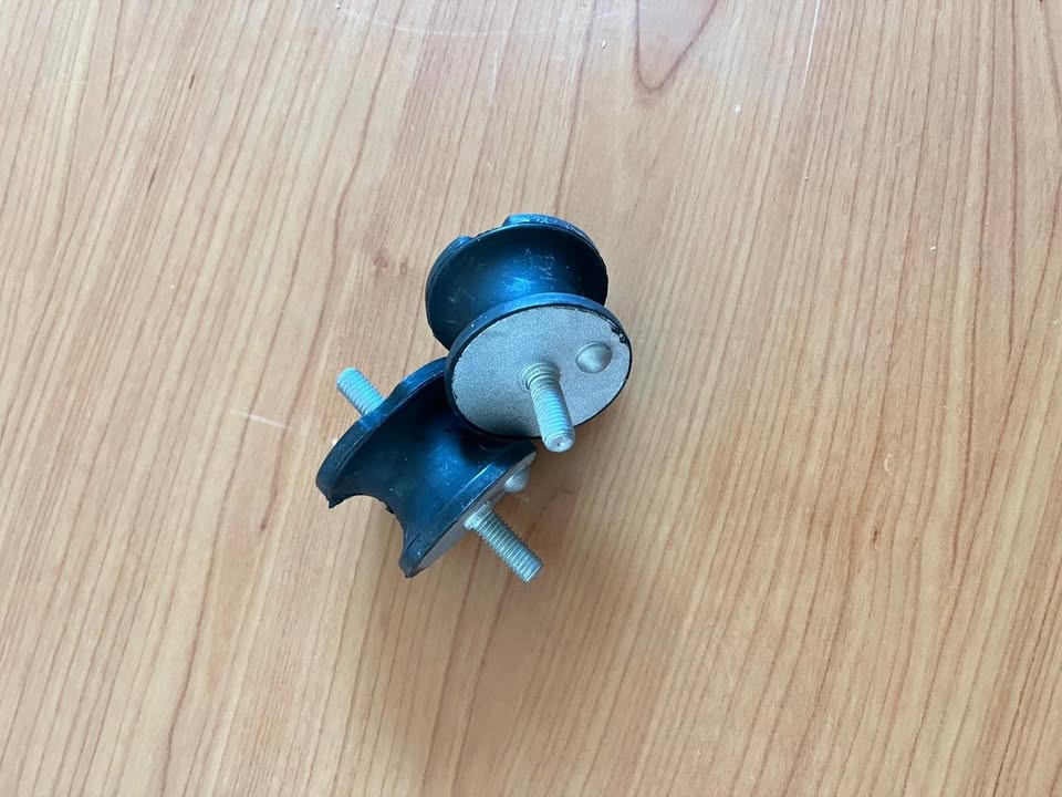Brand New BMW E46 gearbox mountings - Private Seller
