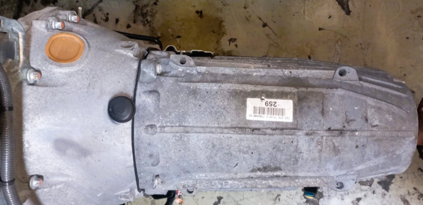 Mercedes Benz W205 C200 CGI Auto Gearbox (M274) - Private Seller Mercedes Benz W205 C200 CGI Auto Gearbox (M274) - Private Seller