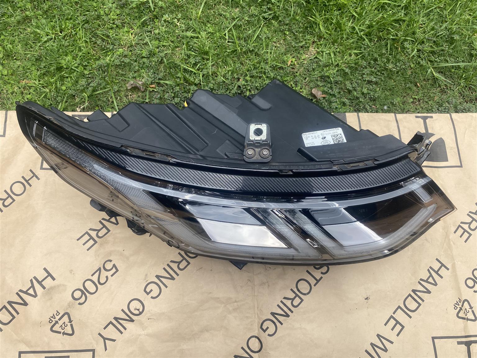2020 LAND ROVER DISCOVERY 5 SPORT L550 FULL LED HEADLIGHT RIGHT SIDE FOR SALE - Private Seller 2020 LAND ROVER DISCOVERY 5 SPORT L550 FULL LED HEADLIGHT RIGHT SIDE FOR SALE - Private Seller