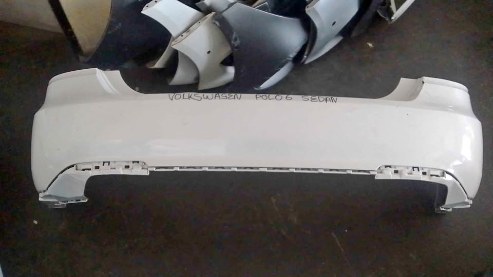 Polo 6 sedan bumper