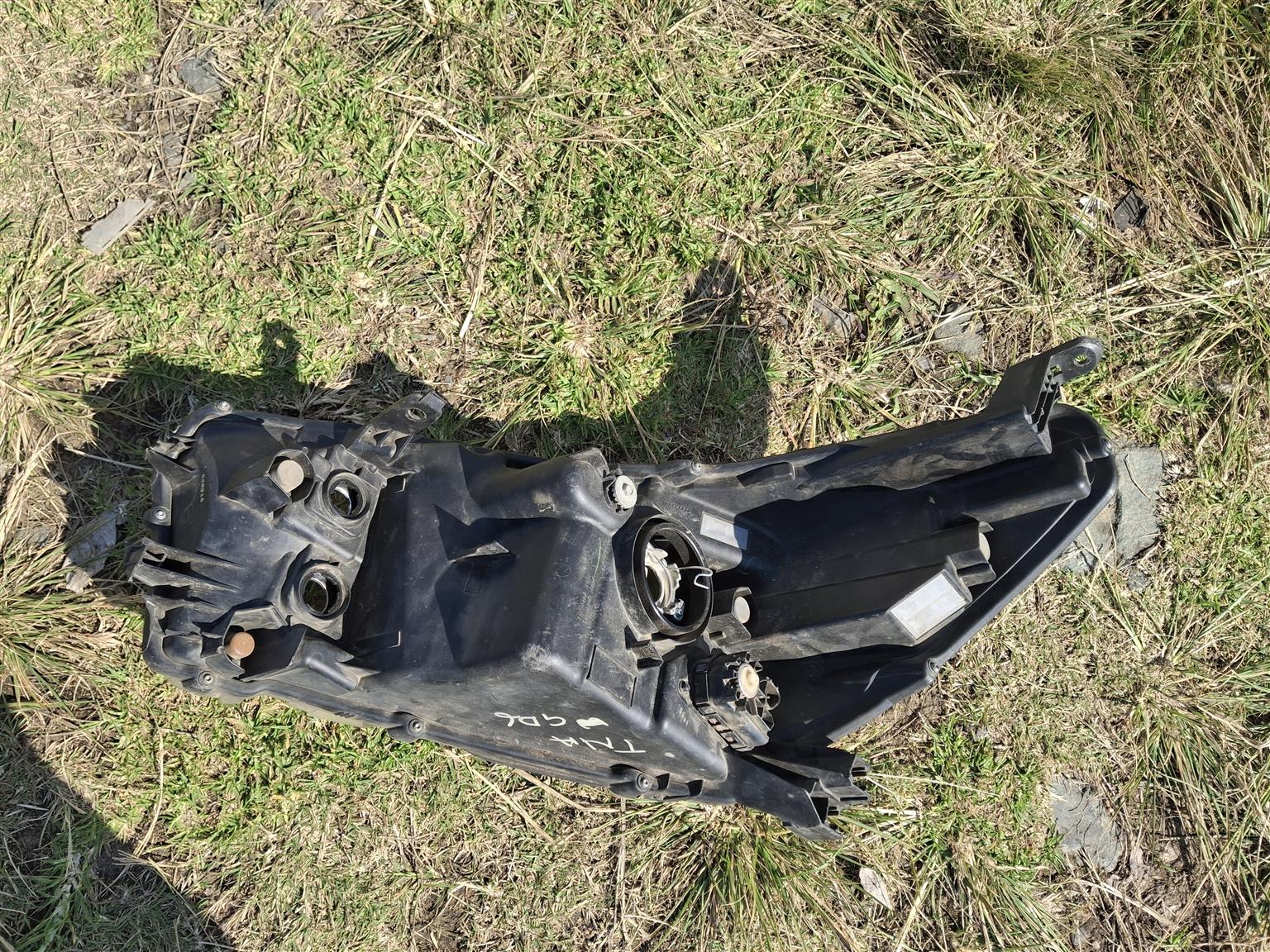 Toyota Hilux Gd6 headlight - Private Seller Toyota Hilux Gd6 headlight - Private Seller