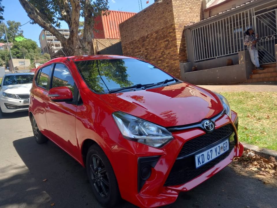 2021 TOYOTA AGYA 1.0 PETROL, AUTOMATIC TRANSMISSION, RED COLOR