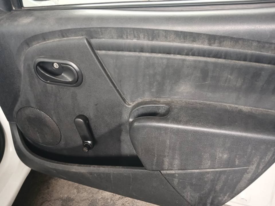 2016 NISSAN NP200 1.6 BAKKIE Transmission: Manual  Mileage:  Fueltype: Petrol  White