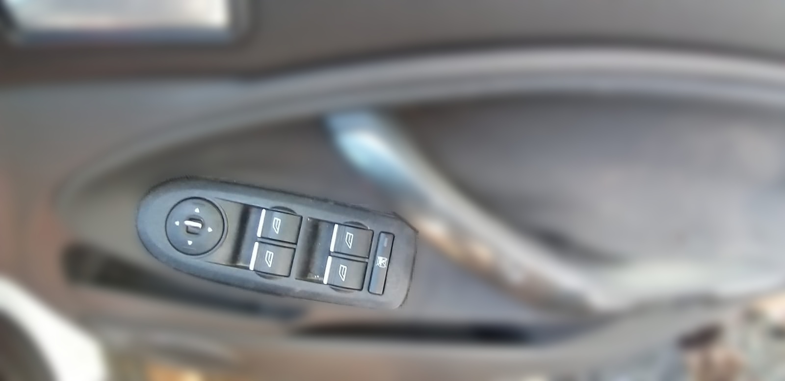 Ford Kuga 2013 Model Window Switches For Sale - Private Seller Ford Kuga 2013 Model Window Switches For Sale - Private Seller