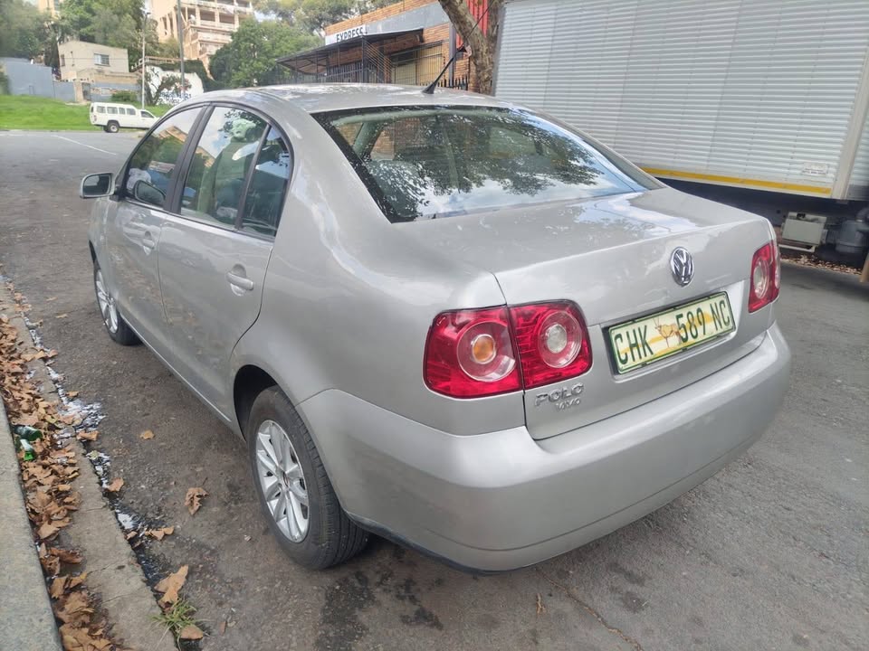 2013 Polo vivo 1.4 Sedan