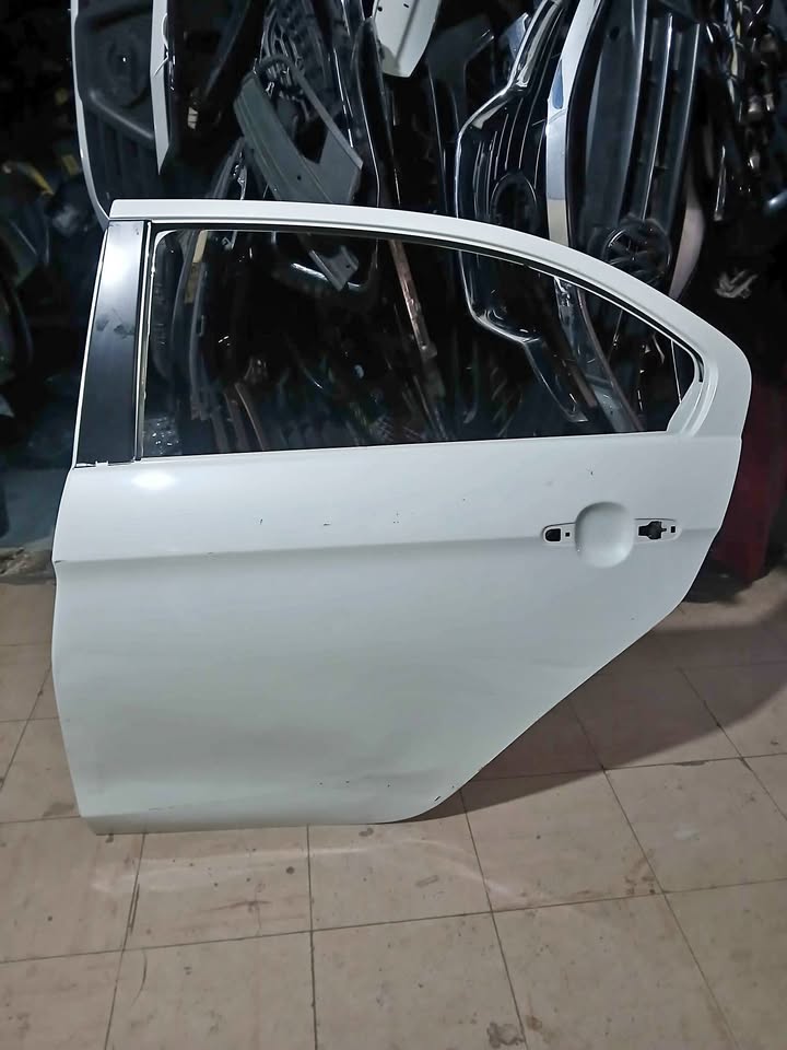 Suzuki ciaz door - Private Seller Suzuki ciaz door - Private Seller