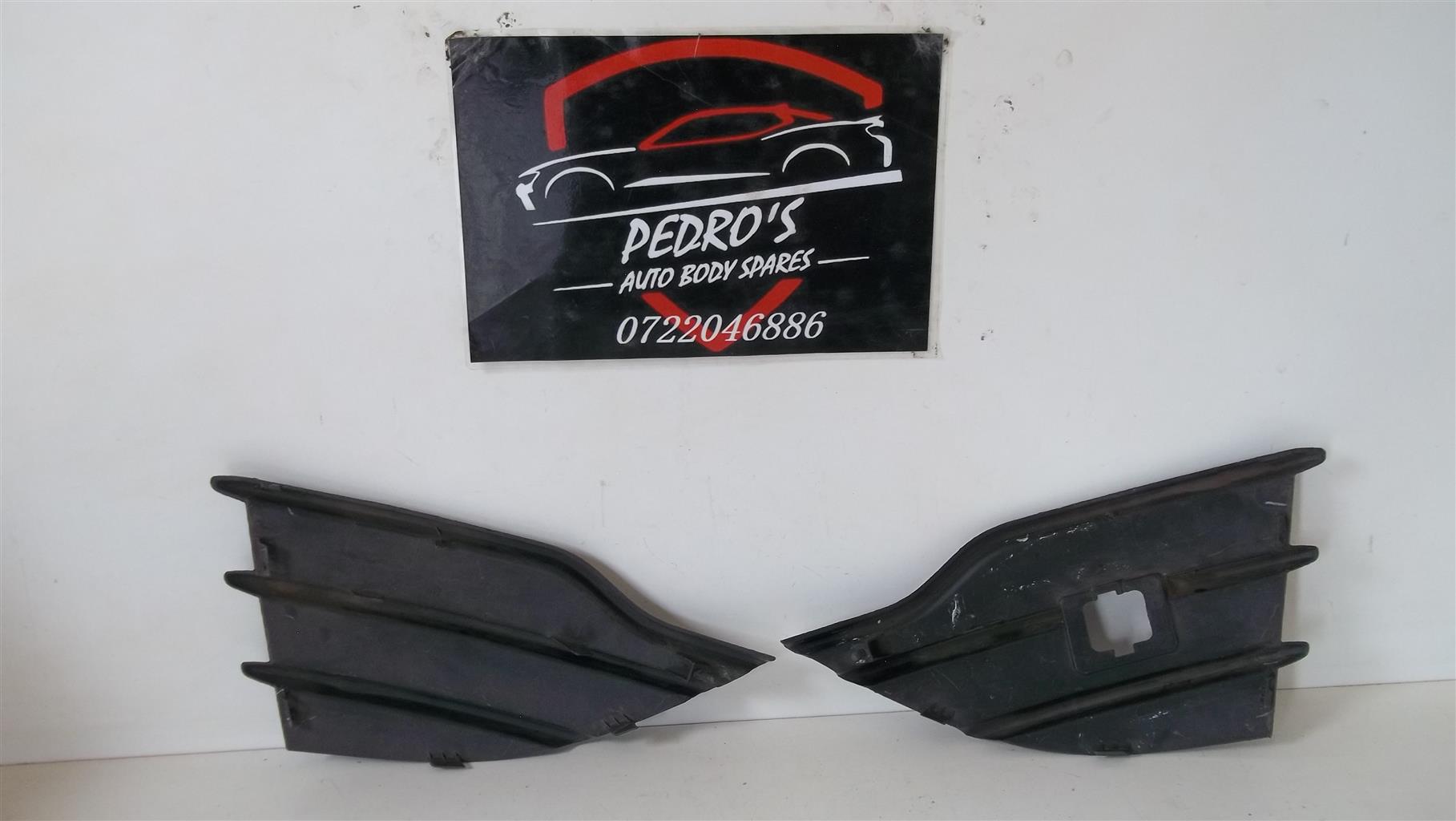 Ford Kuga '12-'20 fog light cover set - Private Seller