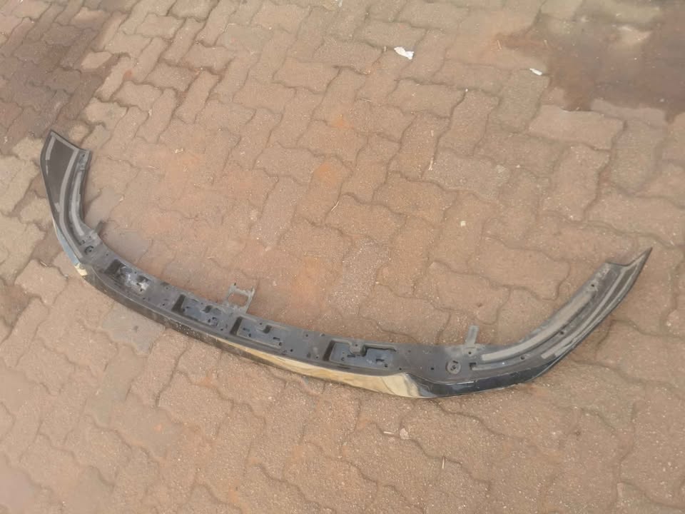 BMW G20 front bumper spoiler /lip - Private Seller BMW G20 front bumper spoiler /lip - Private Seller