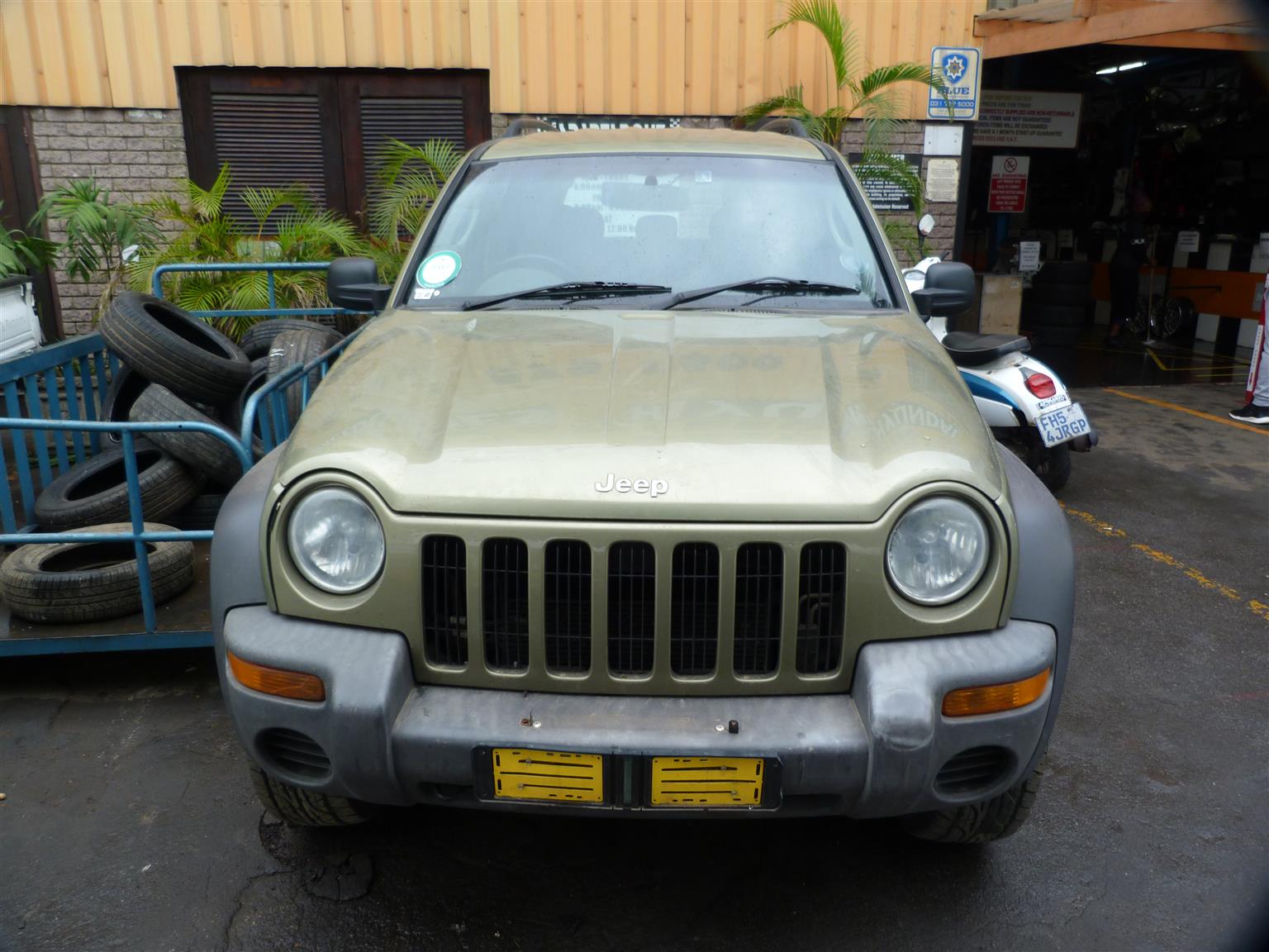 Jeep Grand Cherokee 3.7 Sport Automatic - 2004 - Private Seller Jeep Grand Cherokee 3.7 Sport Automatic - 2004 - Private Seller